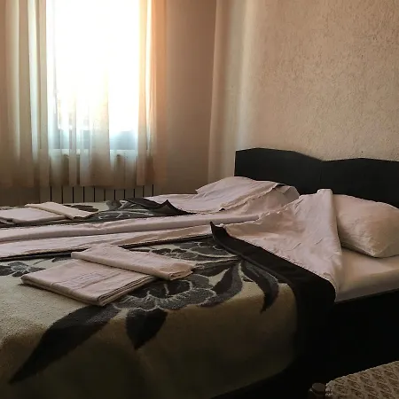 Hotel Rm *